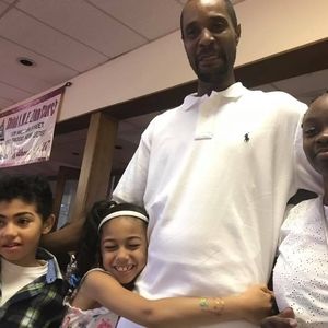 Meet your Posher, Harold